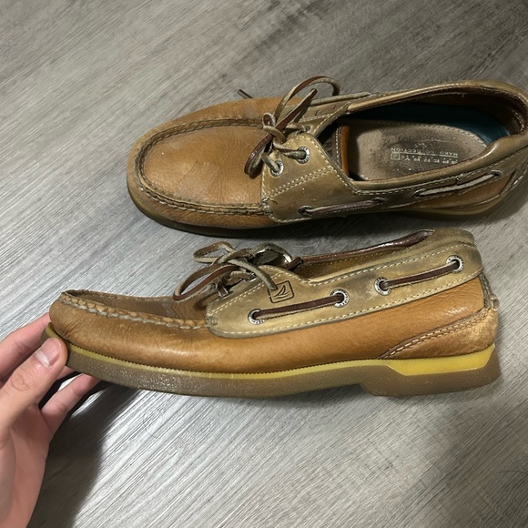Two Sperry Topsider and Denver Hayes Topsider. $50 each - Picture 12 of 15